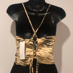 UO OLYMPIA STRAPPY TIE-BACK CROPPED TOP